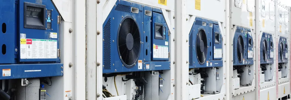 Refrigeration units on reefer containers